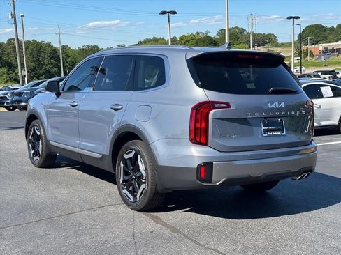 Used 2025 Kia Telluride S FWD image 5