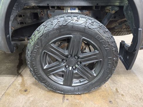 Used 2018 Ford F150 XLT w/ Equipment Group 301A Mid AWD/4WD image 31