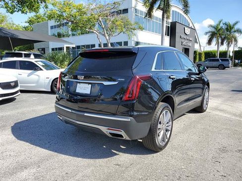 Certified 2025 Cadillac XT5 Premium Luxury FWD image 5