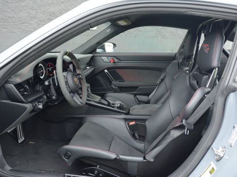 Used 2024 Porsche 911 GT3 RS image 4