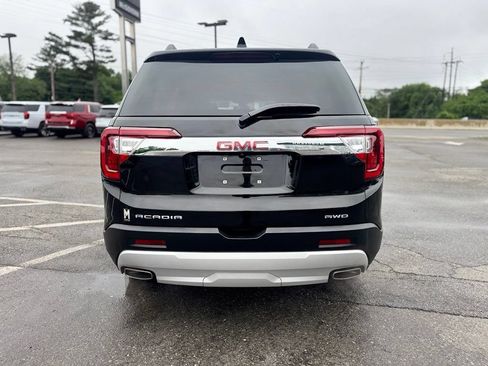 Used 2023 GMC Acadia SLT w/ Preferred Package AWD/4WD image 6