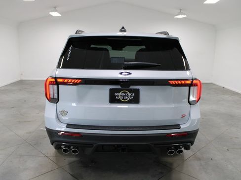 New 2026 Ford Explorer ST image 7