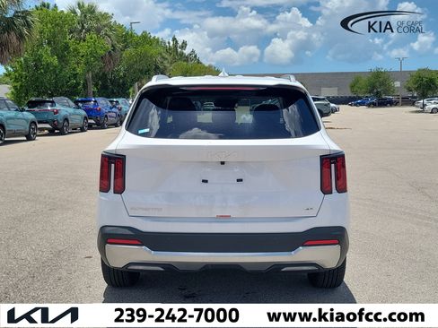 New 2026 Kia Sorento S AWD/4WD image 5