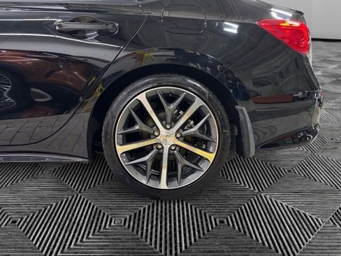 Used 2023 Honda Civic Touring image 29