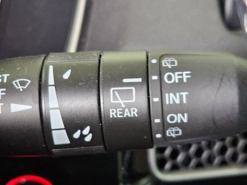 Used 2024 Honda Civic EX-L image 8