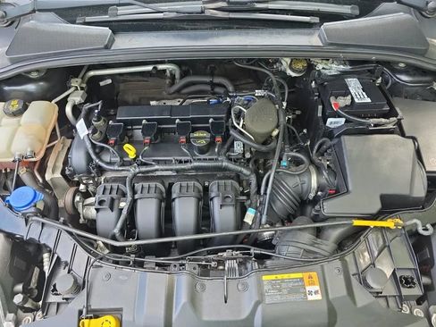 Used 2014 Ford Focus SE w/ SE Sport Package FWD image 45