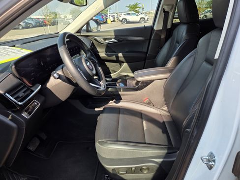 Used 2024 Buick Envision Preferred AWD/4WD image 10