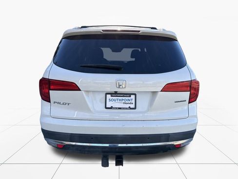 Used 2018 Honda Pilot Touring image 7