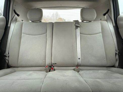 Used 2015 Nissan Leaf SV image 27