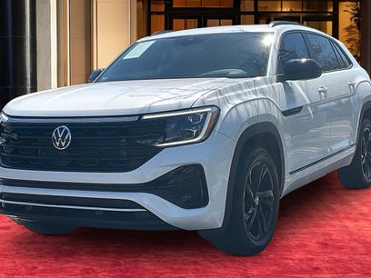 Used 2025 Volkswagen Atlas Cross Sport SEL R-Line