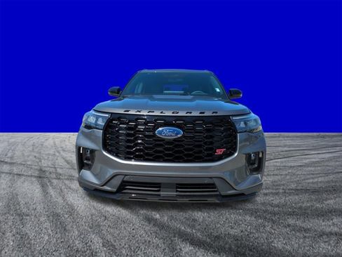 New 2026 Ford Explorer ST image 9