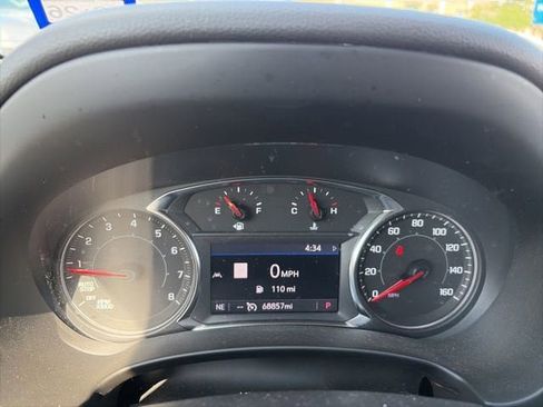 Used 2024 GMC Terrain SLE w/ Driver Convenience Package FWD image 13