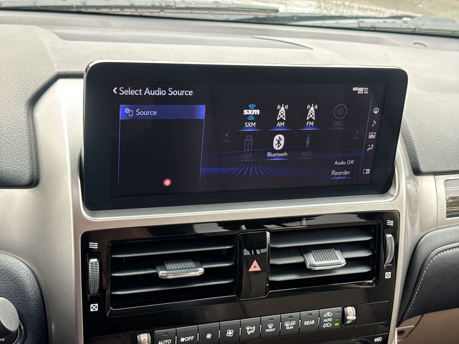 Used 2023 Lexus GX 460 Premium w/ Premium Package AWD/4WD image 18