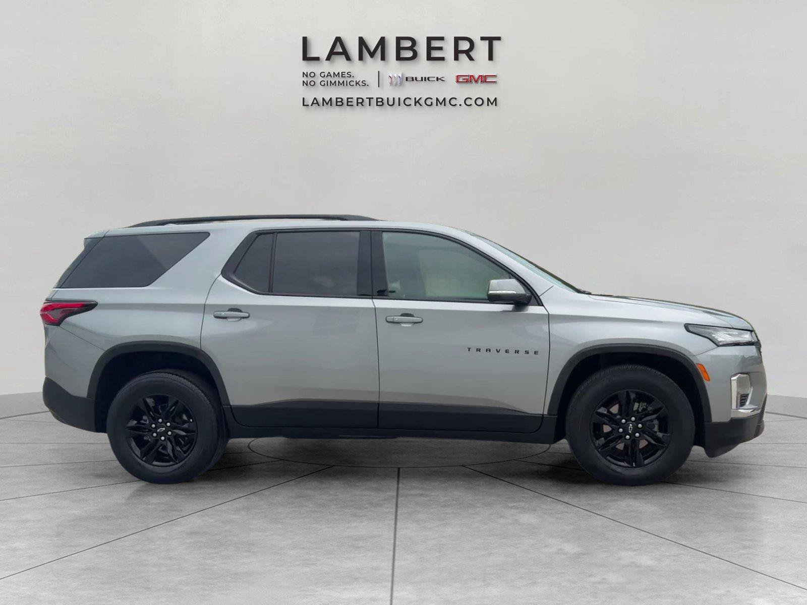 Used 2023 Chevrolet Traverse LT w/ Midnight/Sport Edition AWD/4WD image 6