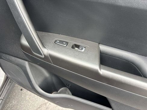 Used 2018 Kia Sportage LX image 11