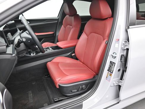 Used 2025 Kia K5 GT-Line w/ GT-Line Premium Package image 15