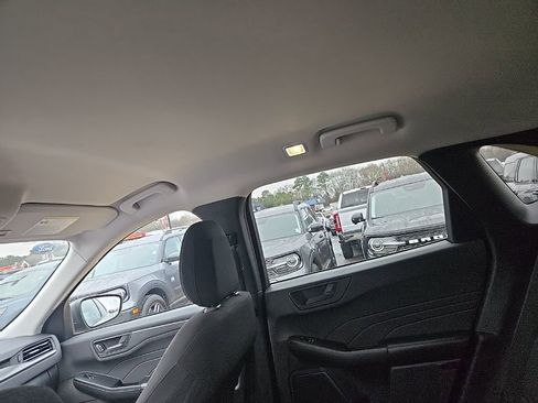 Used 2023 Ford Escape Active image 10