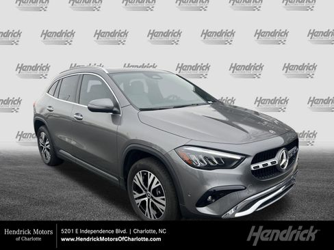 Used 2025 Mercedes-Benz GLA 250 4MATIC image 1