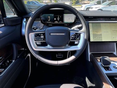 New 2026 Land Rover Range Rover SE AWD/4WD image 15
