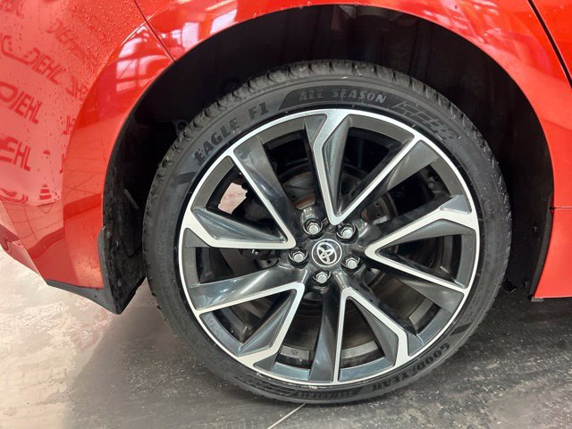 Used 2019 Toyota Corolla XSE FWD image 9