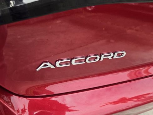 Certified 2025 Honda Accord LX image 15