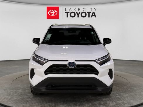 Used 2024 Toyota RAV4 XLE w/ Convenience Package AWD/4WD image 14
