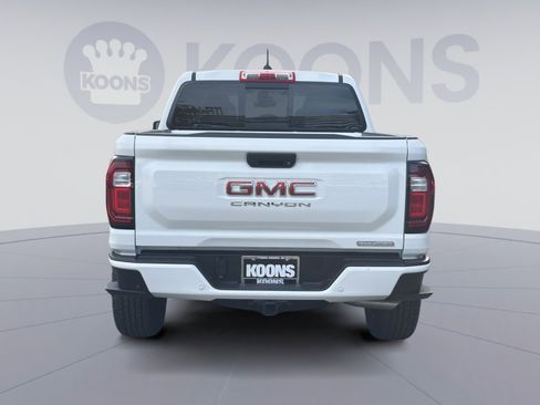 New 2025 GMC Canyon Elevation w/ Convenience Package image 5