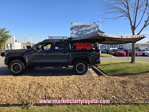 New 2025 Toyota Tacoma TRD Off-Road image 7