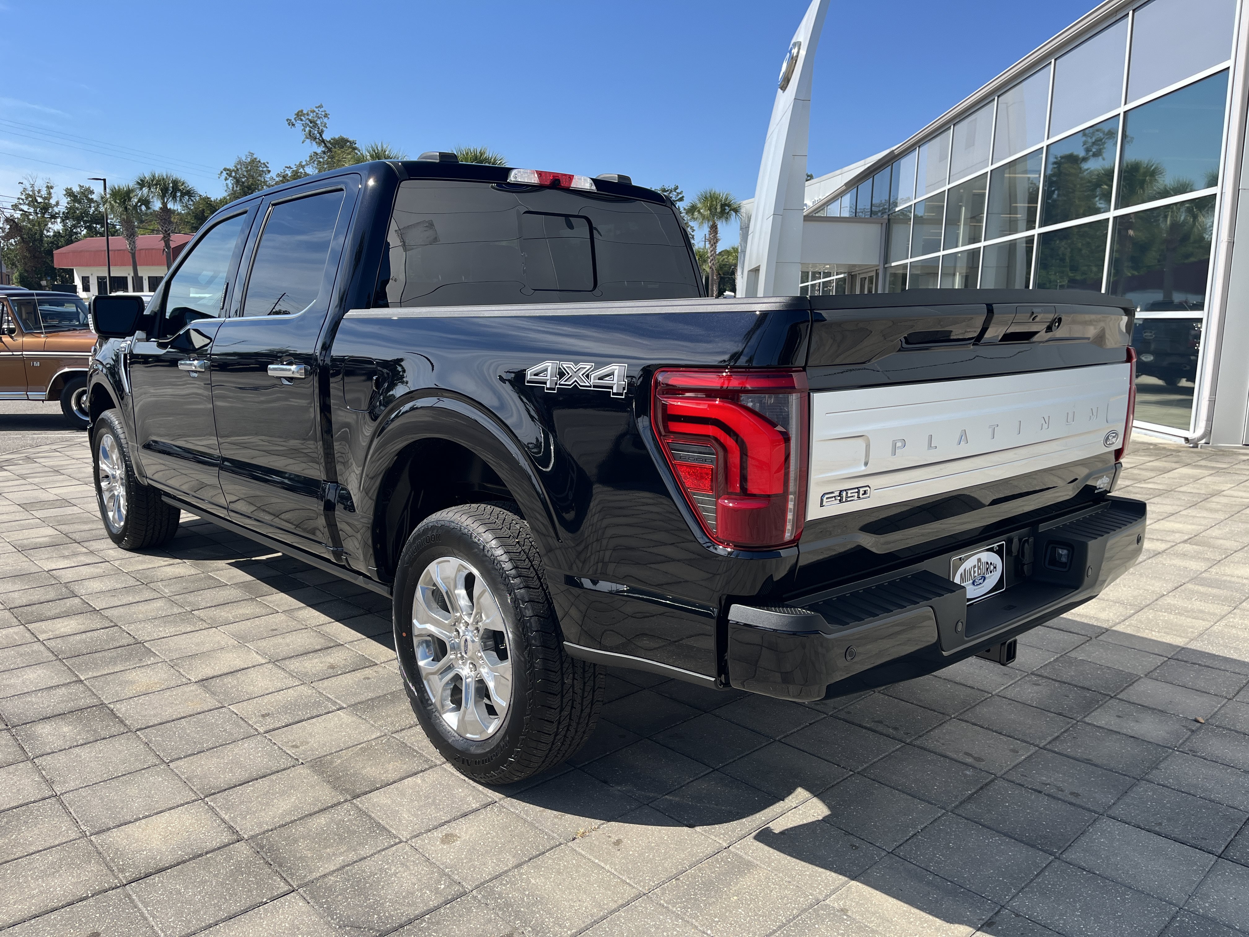 New 2026 Ford F150 Platinum w/ Equipment Group 702A High AWD/4WD image 4
