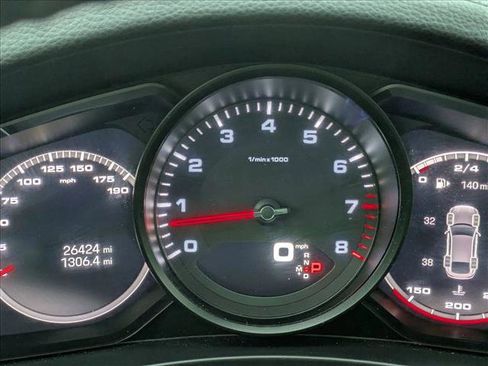 Used 2023 Porsche Panamera 4 Platinum Edition image 10