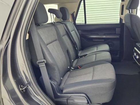 Used 2024 Ford Expedition XLT RWD image 23