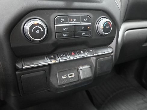 Used 2022 Chevrolet Silverado 1500 Custom w/ Safety Confidence Package RWD image 30