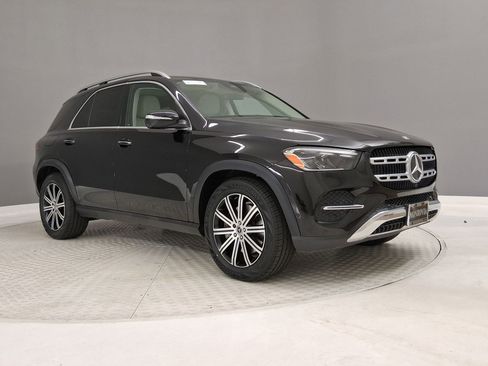 Used 2024 Mercedes-Benz GLE 450e 4MATIC image 5