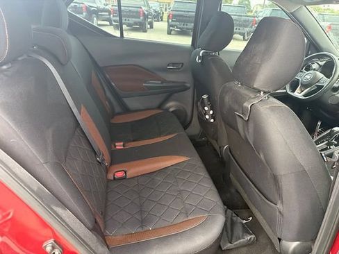 Used 2019 Nissan Kicks SR FWD image 9