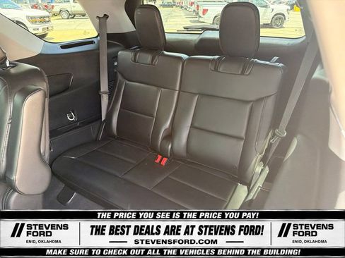 Used 2023 Ford Explorer XLT w/ Equipment Group 202A AWD/4WD image 39