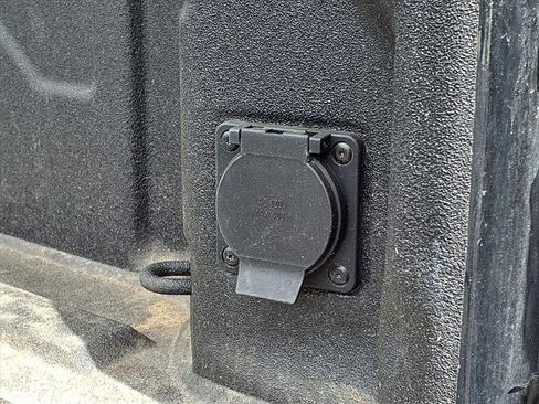 Used 2025 GMC Sierra 2500 Denali w/ Denali Reserve Package image 21