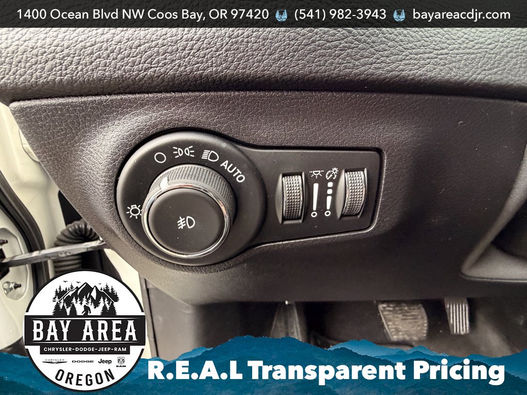 Used 2019 Jeep Compass Trailhawk AWD/4WD image 13