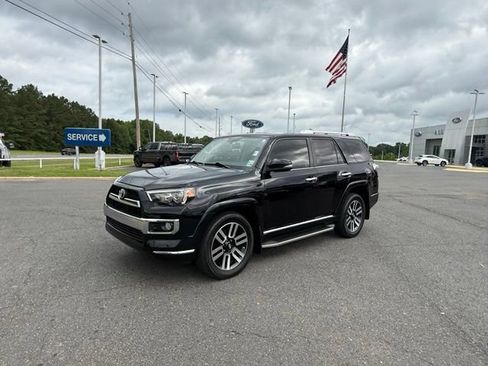 Used 2019 Toyota 4Runner Limited RWD image 3