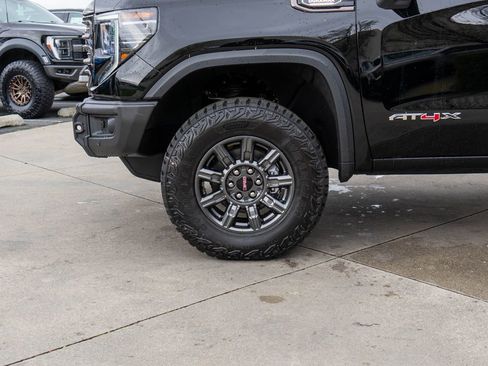 New 2026 GMC Sierra 1500 AT4X AWD/4WD image 31