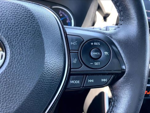 Used 2021 Toyota RAV4 XSE w/ XSE Grade Weather Package AWD/4WD image 25