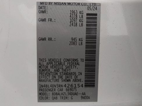Used 2024 Nissan Altima 2.5 SV w/ SV Premium Package FWD image 33