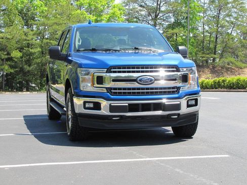 Used 2018 Ford F150 XLT w/ Equipment Group 301A Mid AWD/4WD image 9