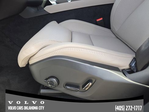 New 2026 Volvo XC90 B6 Ultra w/ Lounge Package AWD/4WD image 23