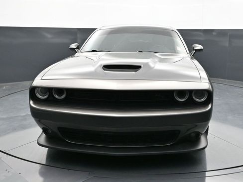 Used 2019 Dodge Challenger R/T w/ Driver Convenience Group image 6