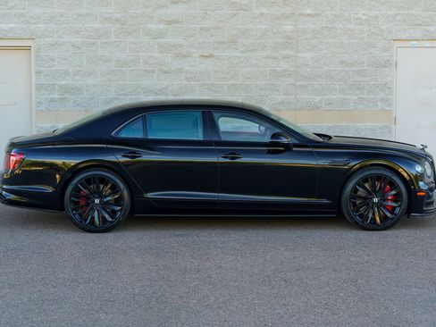 Used 2024 Bentley Flying Spur W12 AWD/4WD image 29