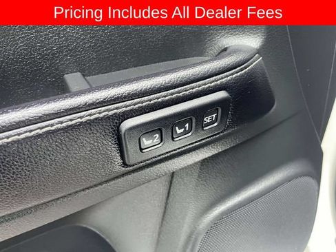 Used 2017 Toyota 4Runner Limited AWD/4WD image 19