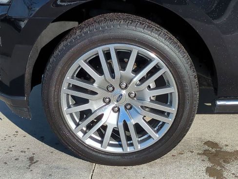 Certified 2023 Ford Expedition Limited image 13