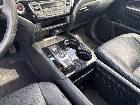 Used 2022 Honda Passport Elite image 39