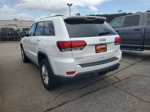 Certified 2021 Jeep Grand Cherokee Laredo X AWD/4WD image 8