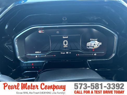 Used 2024 GMC Sierra 1500 SLT w/ SLT Premium Plus Package image 13